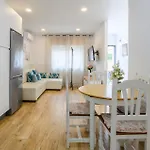 2 Bedroom Lovely In 펜션 말라가
