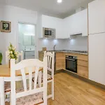 2 Bedroom Lovely In *